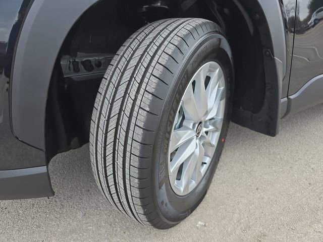 New 2026 Toyota Corolla Cross LE image 31