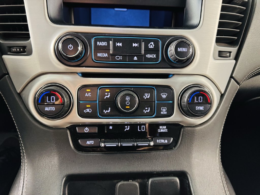 Used 2019 GMC Yukon XL SLE w/ HD Trailering Package RWD image 18