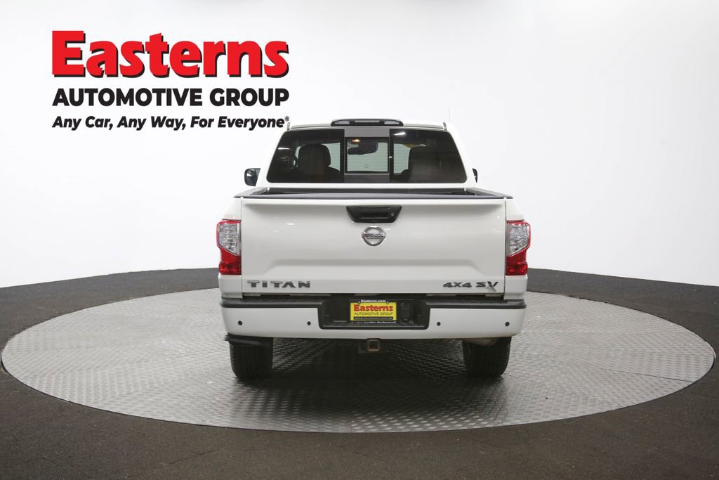 Used 2020 Nissan Titan SV w/ SV Convenience Package image 40