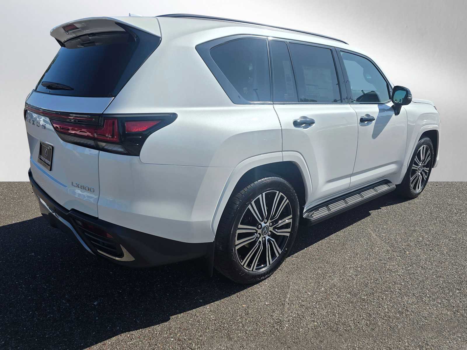 New 2026 Lexus LX 600 4WD w/ Luxury Package image 3