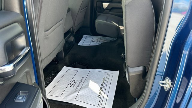 Used 2018 Chevrolet Silverado 1500 LT w/ All Star Edition image 35