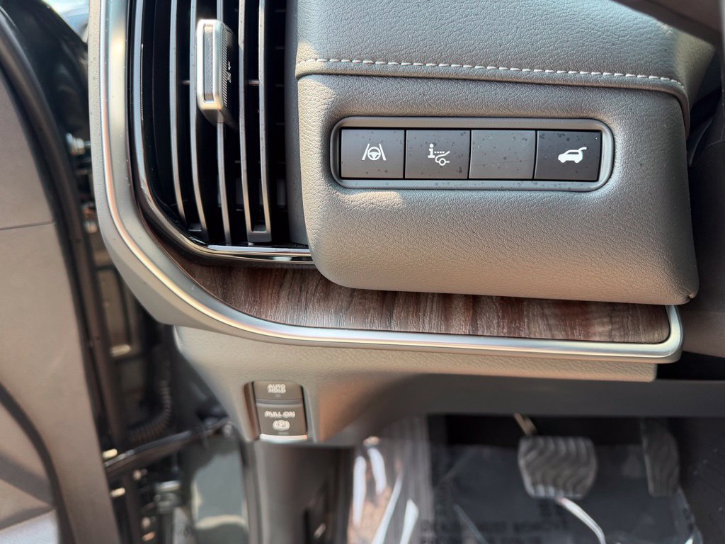 New 2026 Nissan Armada Platinum Reserve AWD/4WD image 15