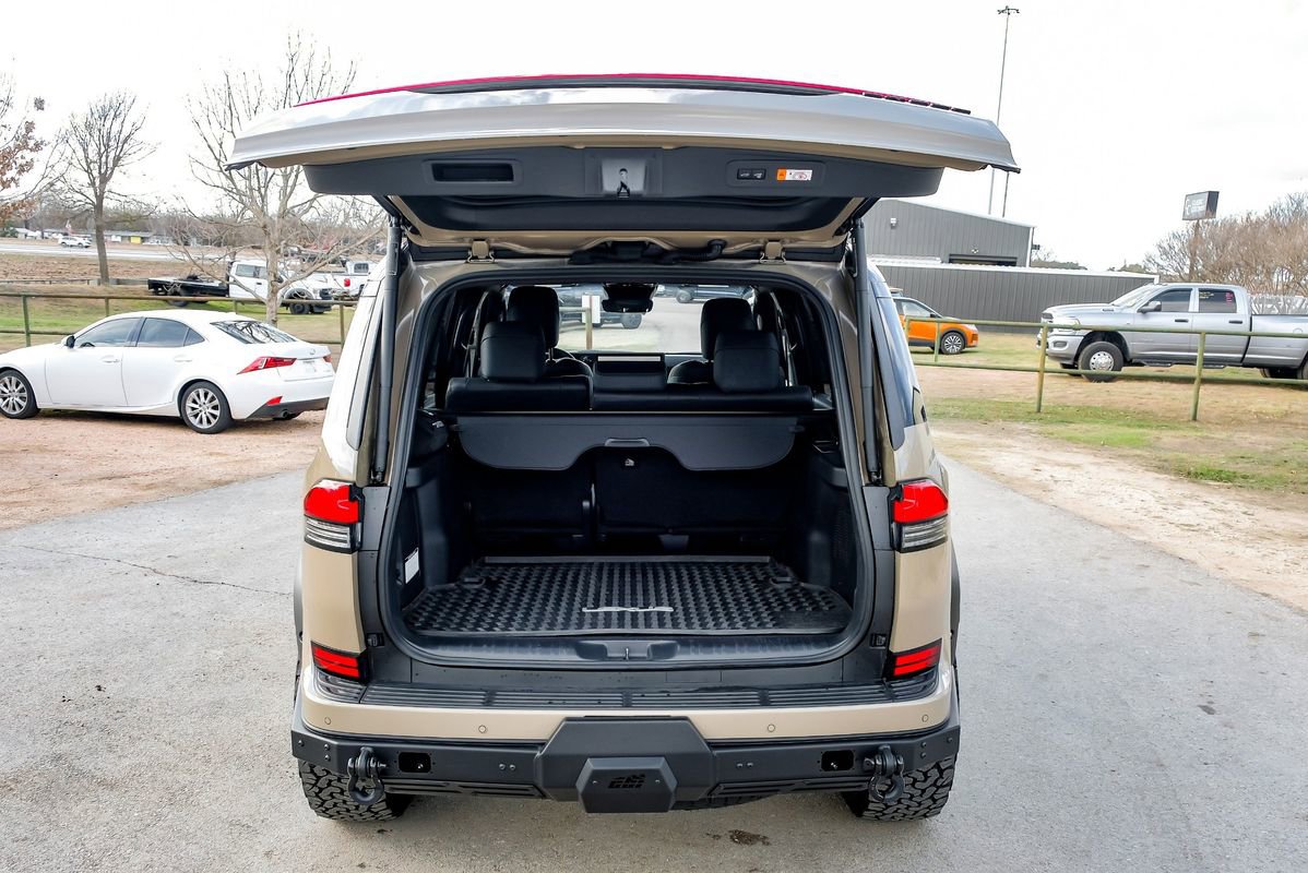 Used 2025 Lexus GX 550 image 57