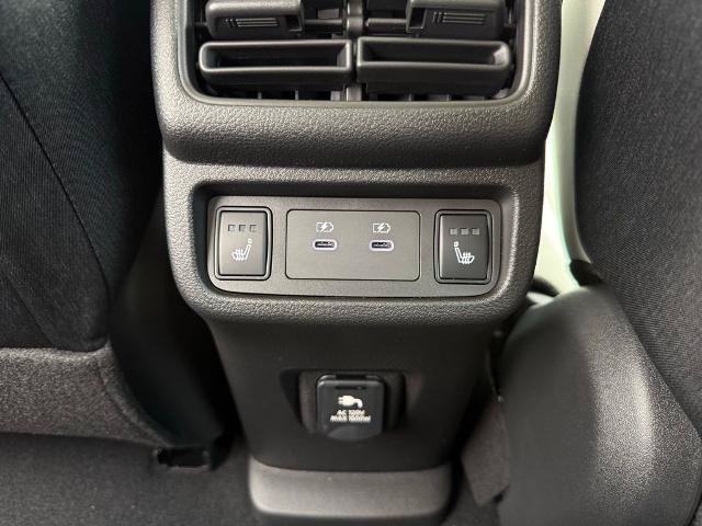 New 2026 Nissan Leaf Platinum+ w/ Cargo Package (Platinum+) FWD image 11