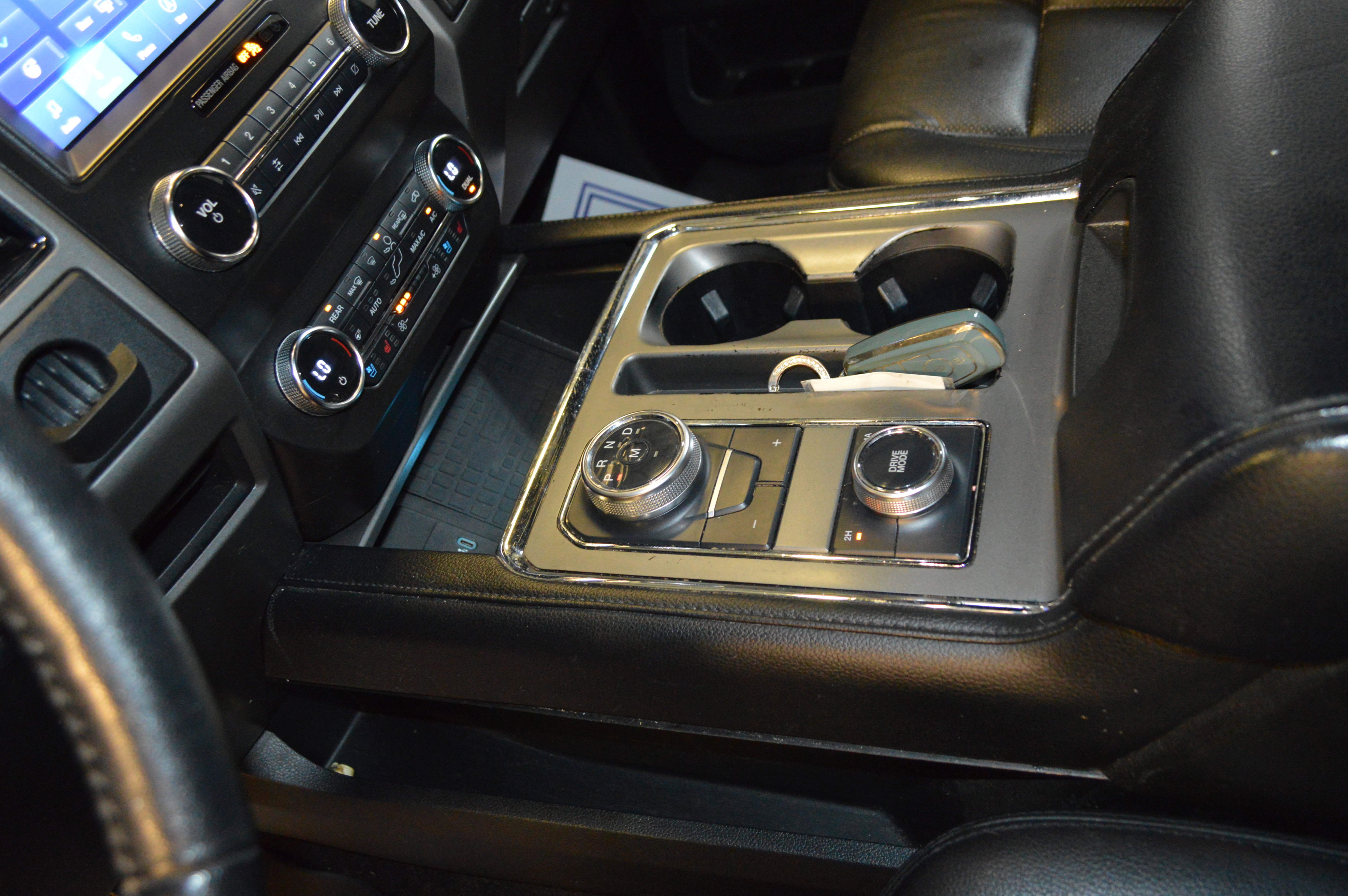 Used 2020 Ford Expedition XLT w/ Equipment Group 202A image 21