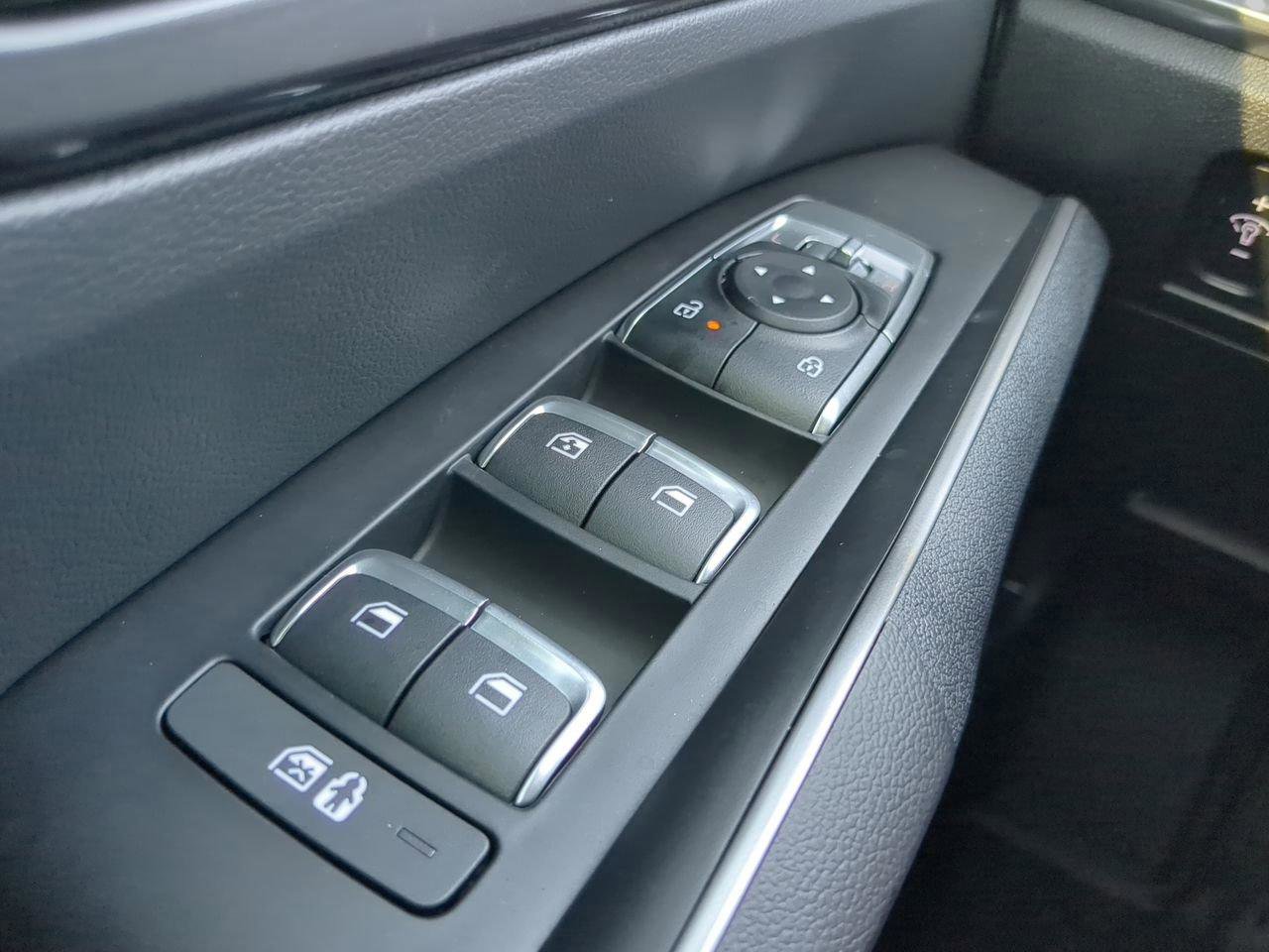 New 2026 Kia Sorento S image 24