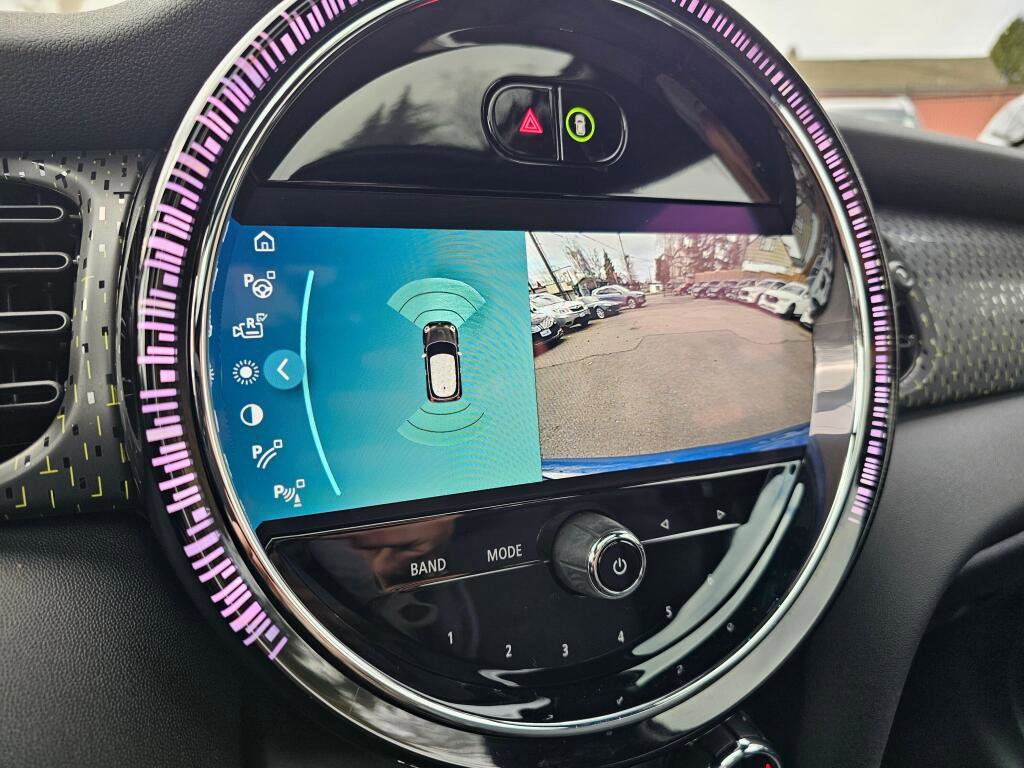 Used 2023 MINI Cooper SE image 39