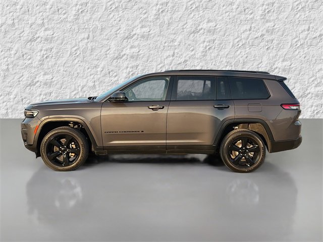 Used 2024 Jeep Grand Cherokee L Altitude image 6
