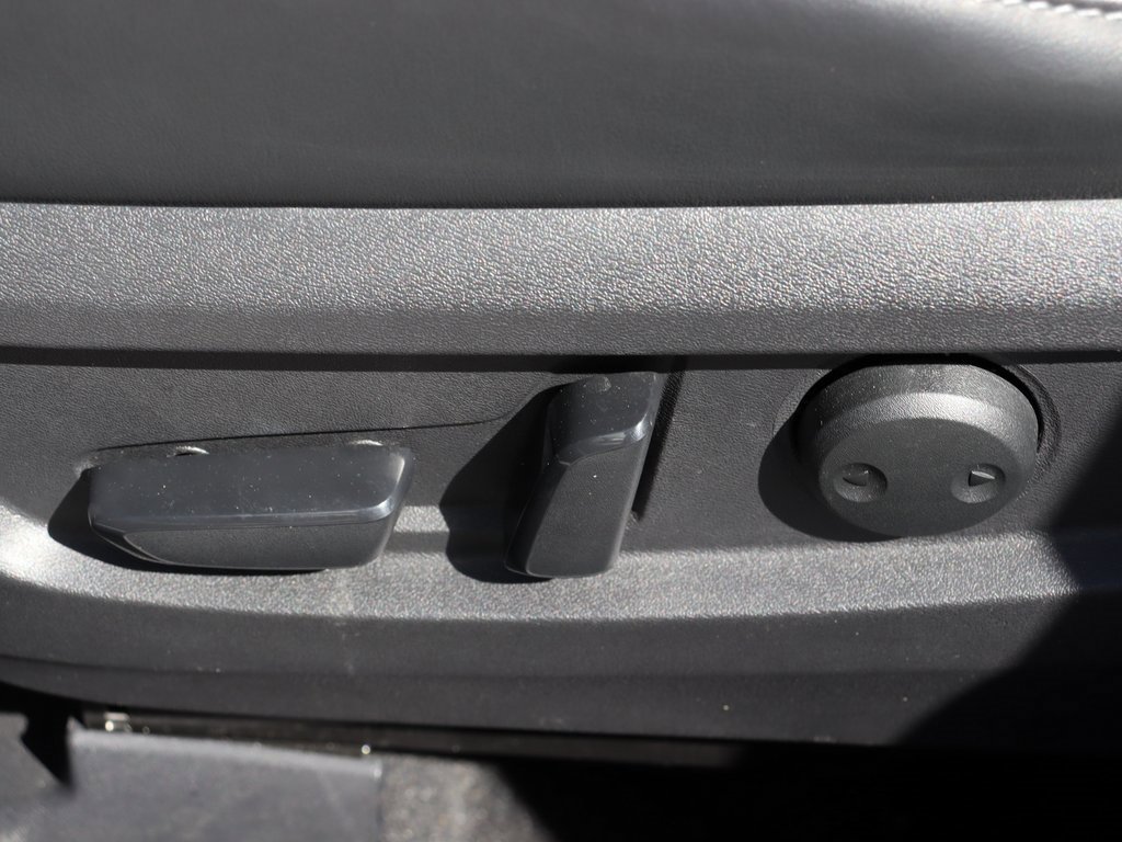 Certified 2023 INFINITI QX50 Pure image 16