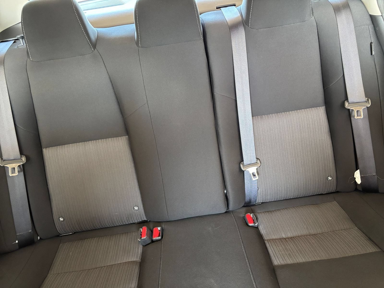 Used 2025 Nissan Sentra SV FWD image 35