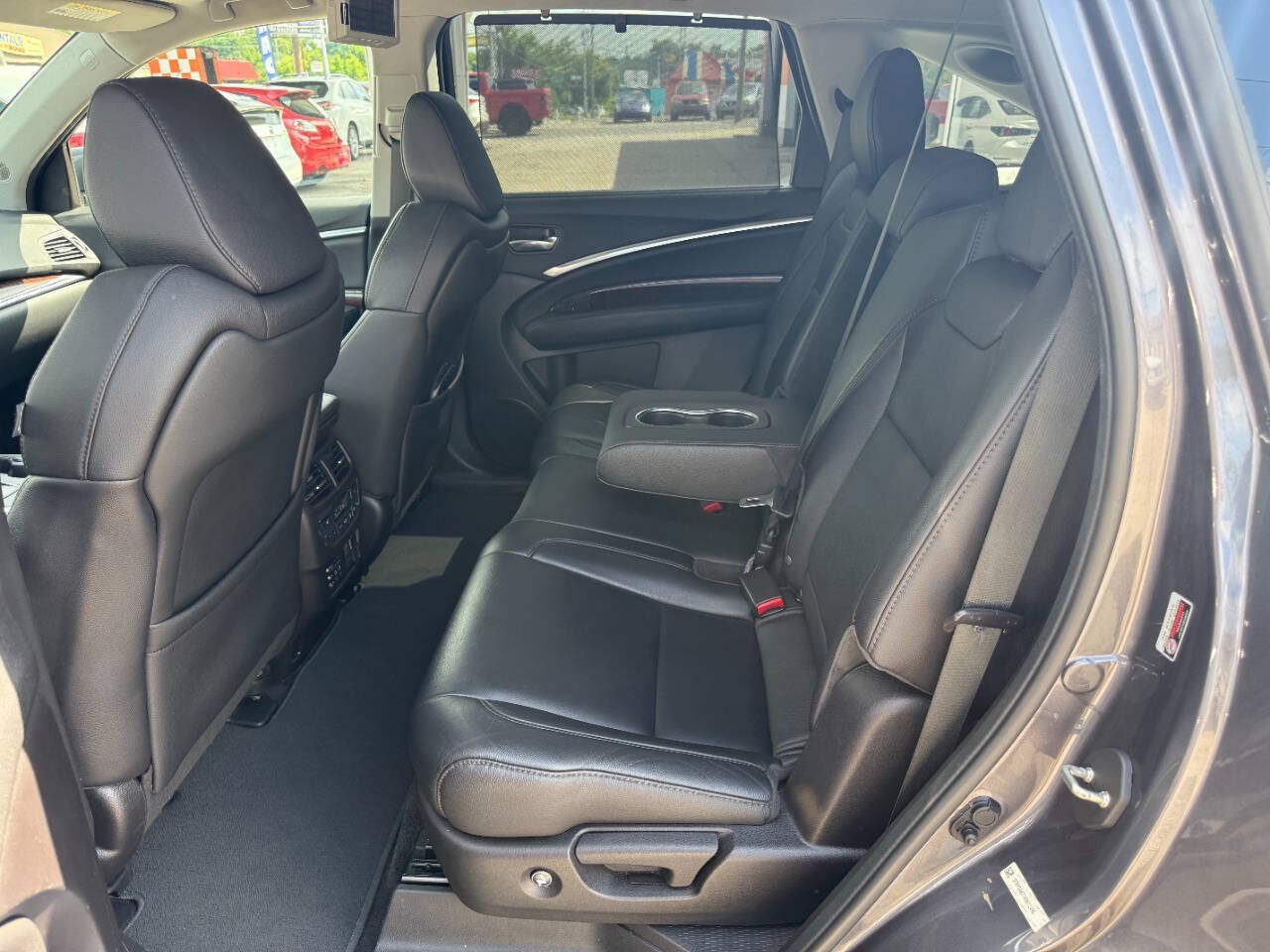 Used 2017 Acura MDX w/ Tech & Entertainment Packag AWD/4WD image 10