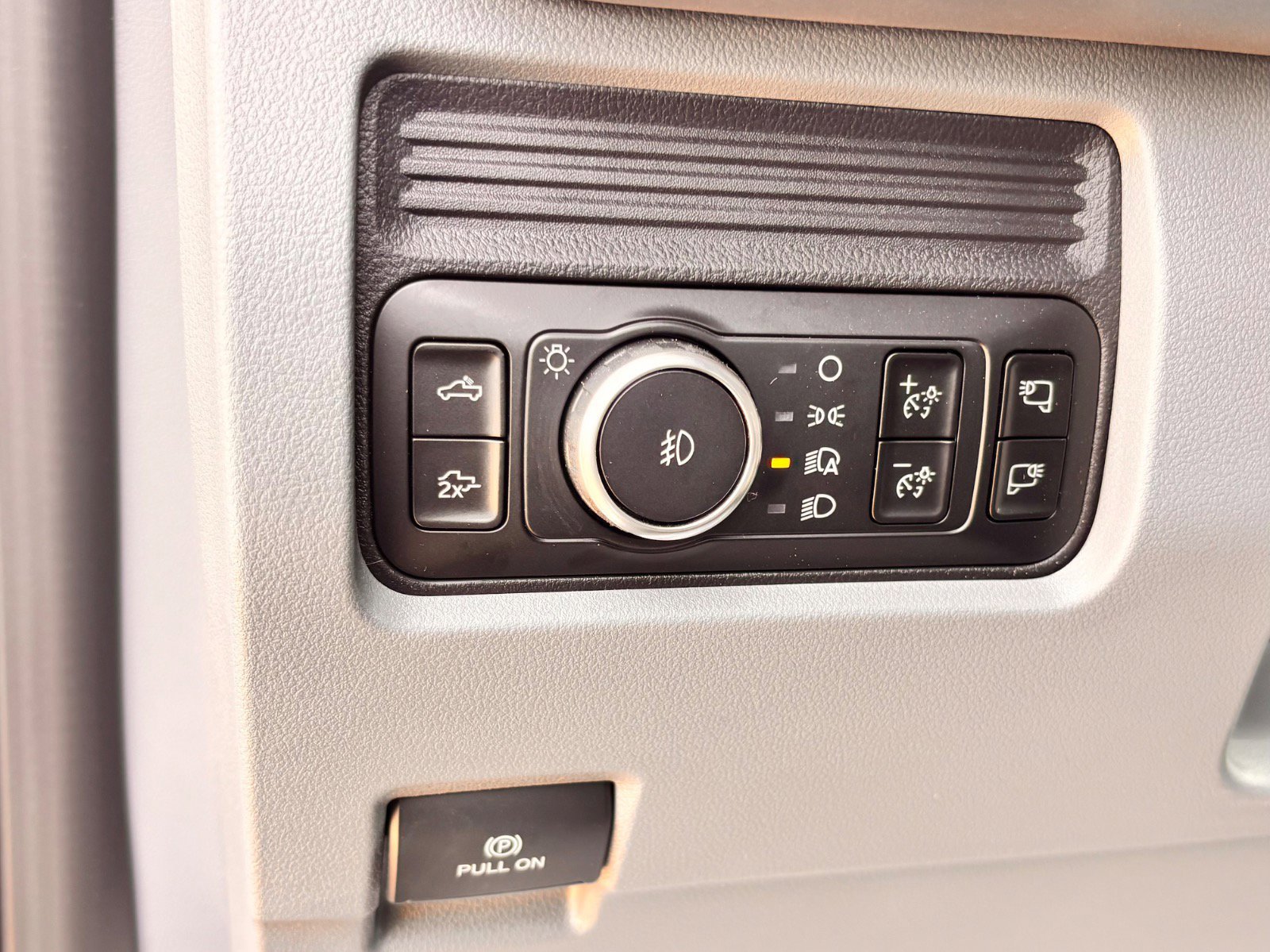 New 2026 Ford F250 XLT image 34