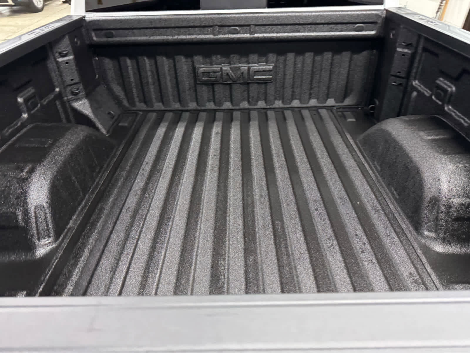 New 2026 GMC Sierra 1500 SLT w/ SLT Premium Plus Package image 6