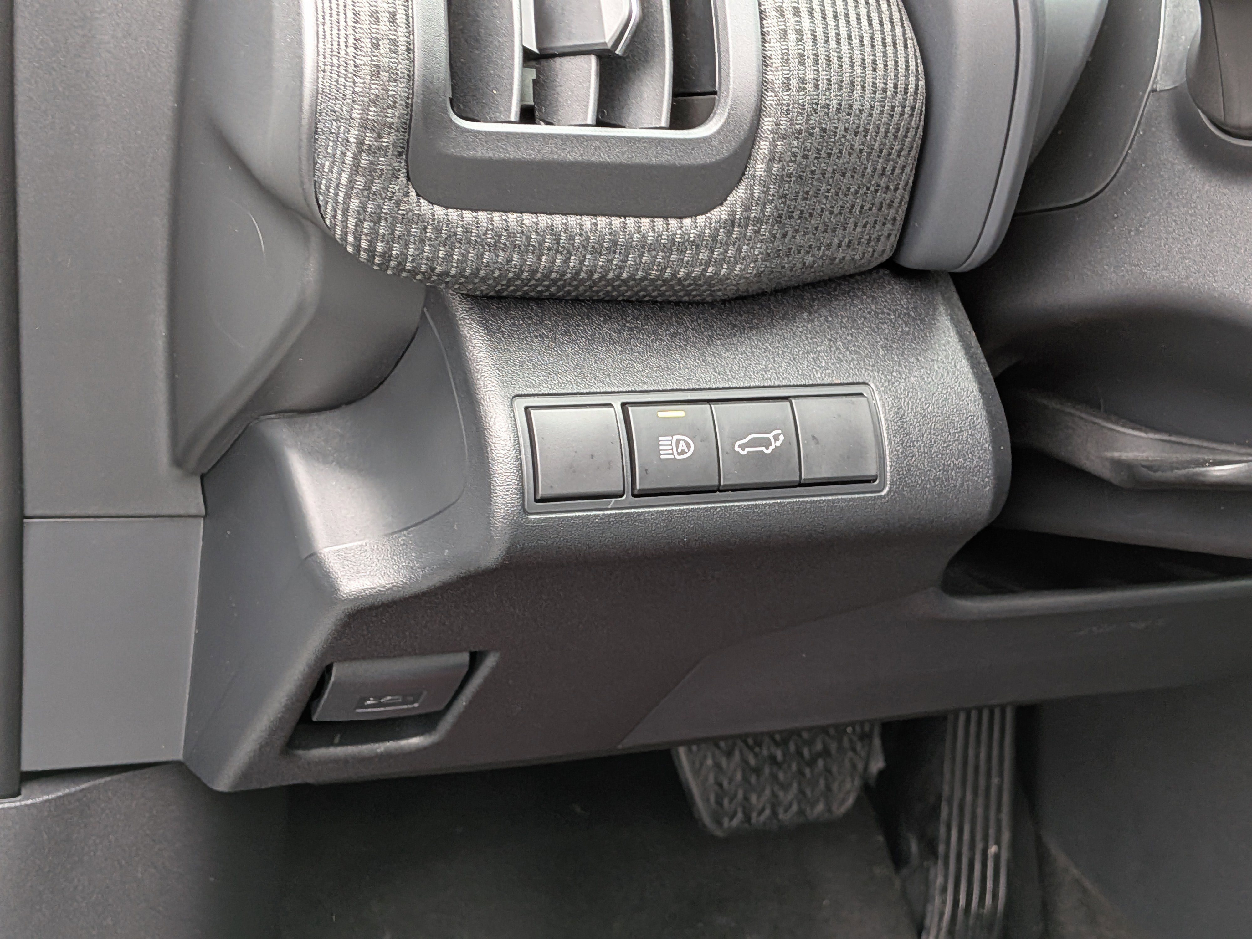 Used 2024 Subaru Solterra Touring w/ Touring Package image 16