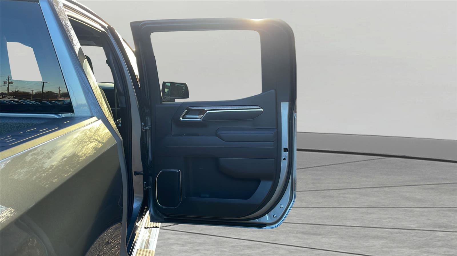 New 2026 GMC Sierra 1500 SLE image 19