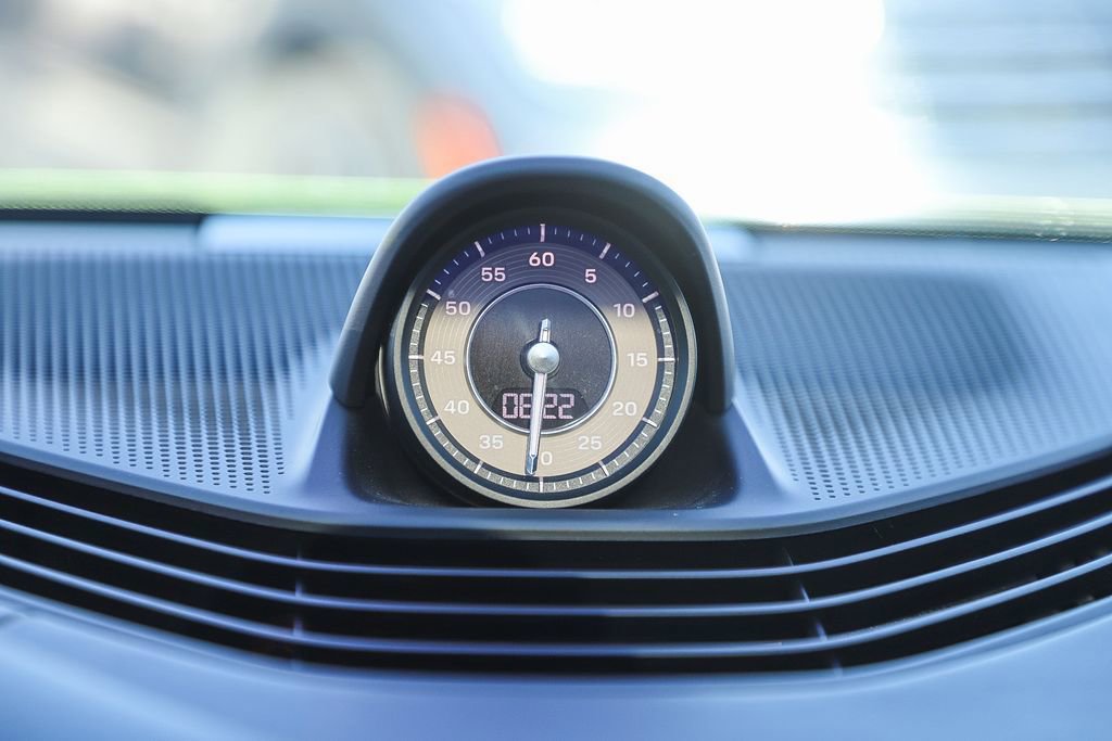 Used 2023 Porsche Taycan GTS image 35