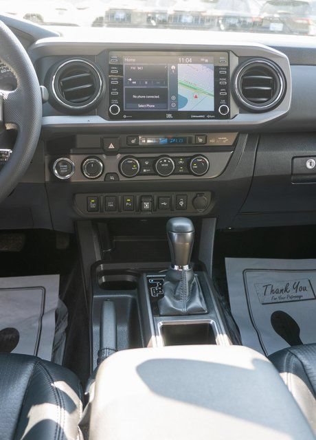Used 2023 Toyota Tacoma TRD Off-Road w/ TRD Premium Off Road Package AWD/4WD image 15