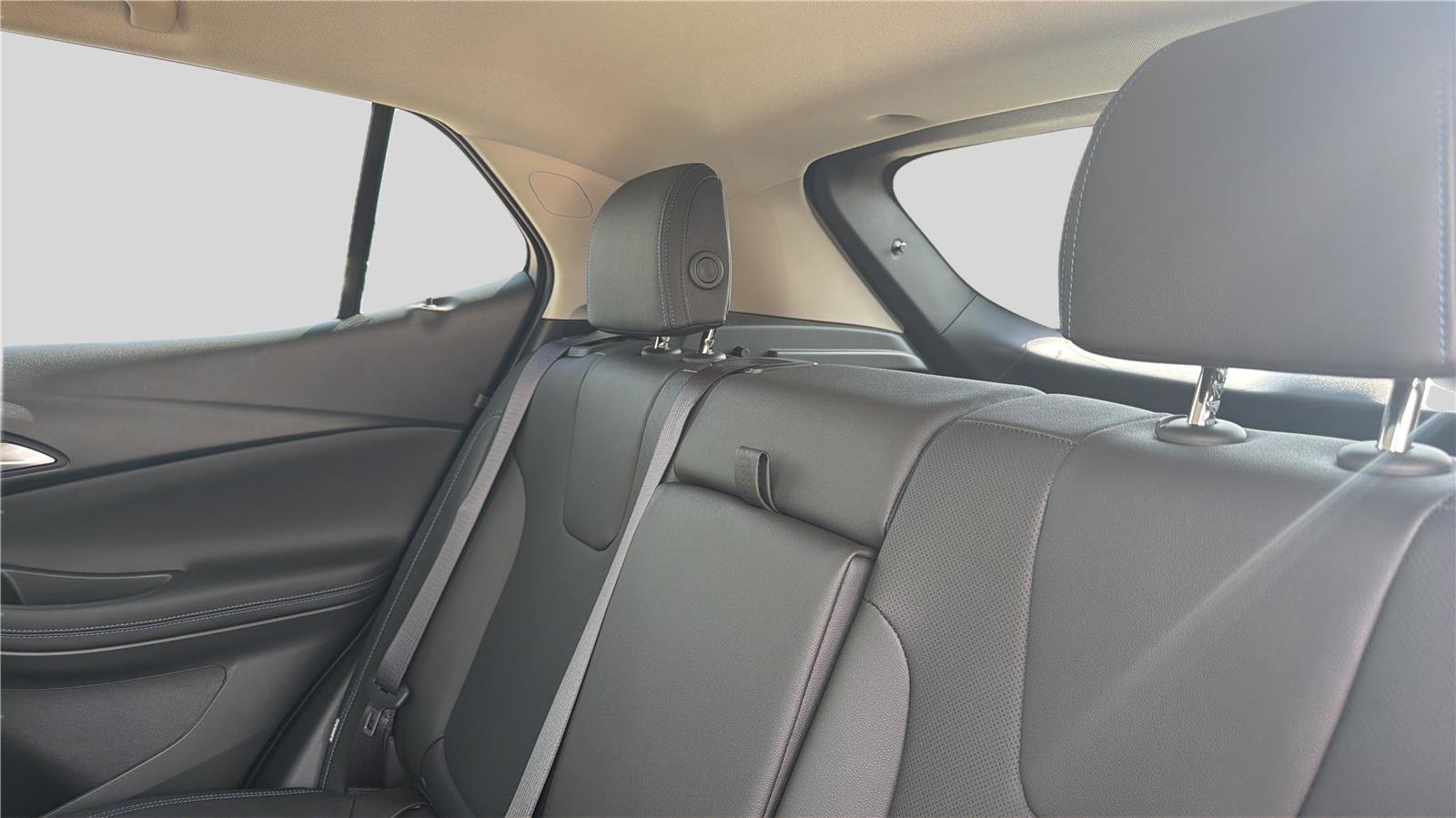 New 2026 Buick Encore GX Sport Touring AWD/4WD image 18
