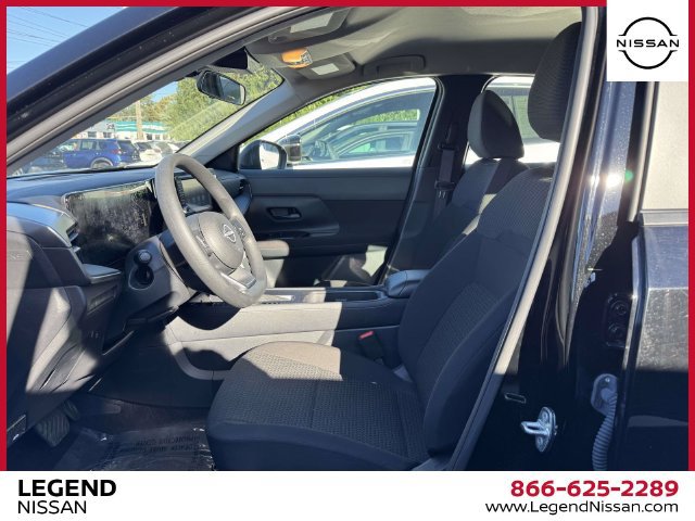 Used 2025 Nissan Kicks S AWD/4WD image 15