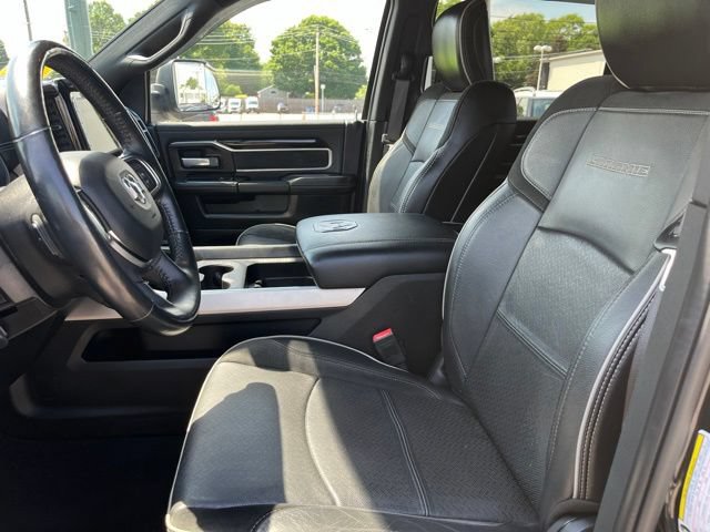 Used 2019 RAM 2500 Laramie w/ Night Edition AWD/4WD image 9
