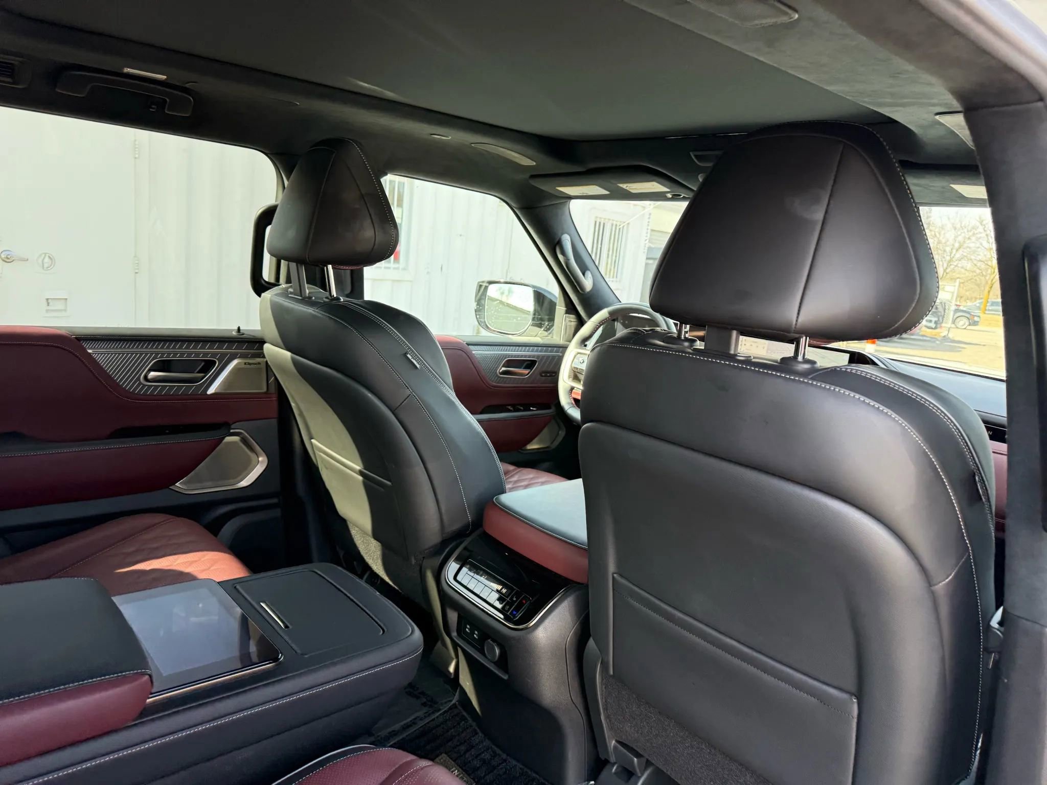 Used 2025 INFINITI QX80 Autograph image 33