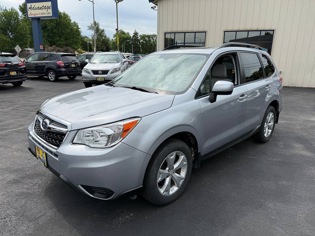 Used 2016 Subaru Forester 2.5i Premium w/ Protection Package #1 AWD/4WD image 5