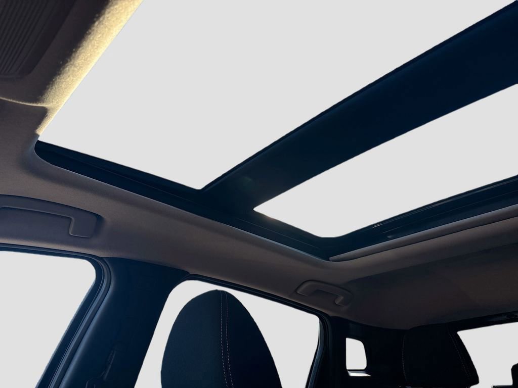 New 2026 Nissan Kicks SV w/ SV Premium Package image 21