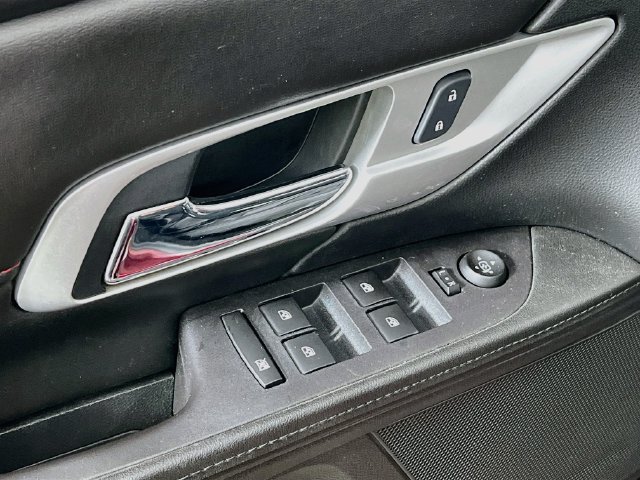 Used 2016 GMC Terrain SLE FWD image 9