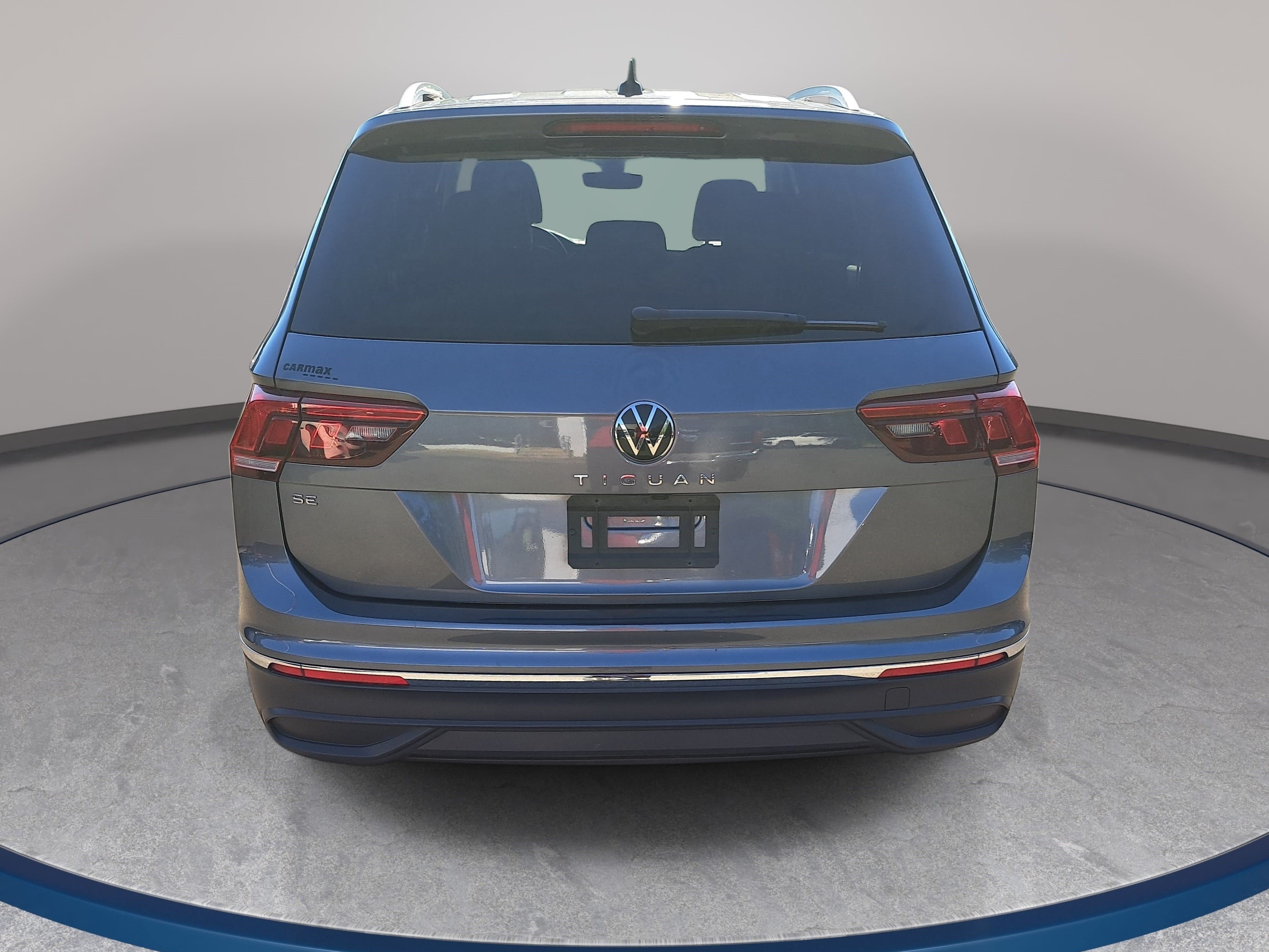 Used 2024 Volkswagen Tiguan SE FWD image 6