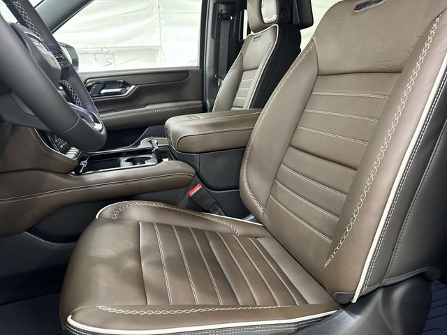 New 2026 GMC Yukon XL Denali Ultimate w/ LPO, Floor Liner Package AWD/4WD image 20