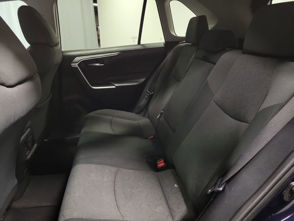 Used 2020 Toyota RAV4 XLE image 20