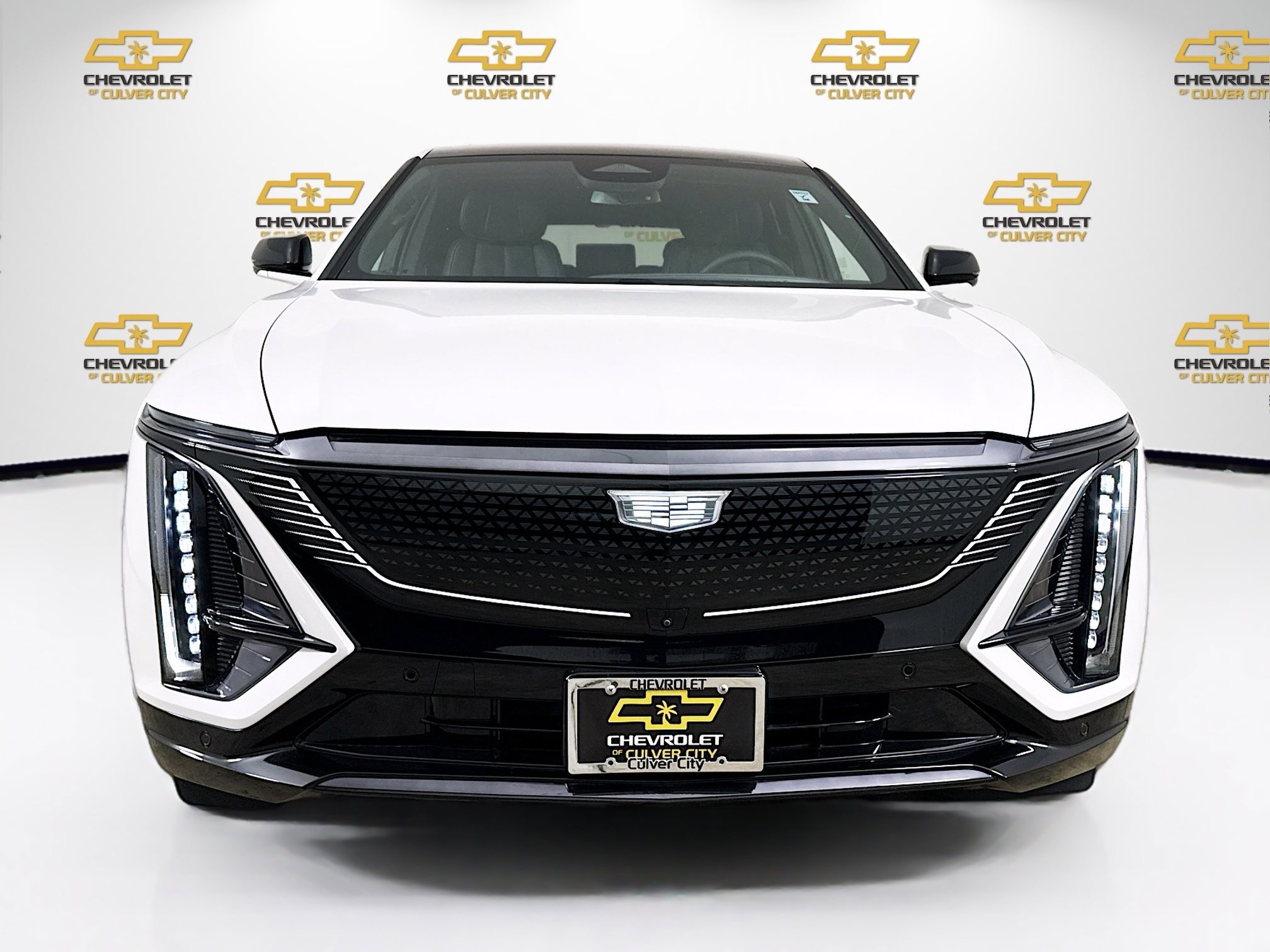Used 2025 Cadillac Lyriq Sport image 2