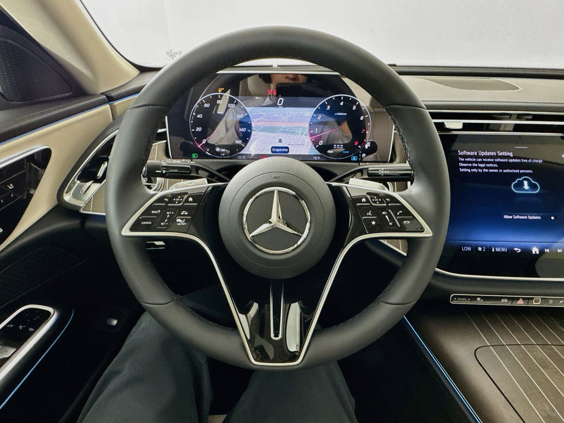 New 2027 Mercedes-Benz E 350 Sedan image 12