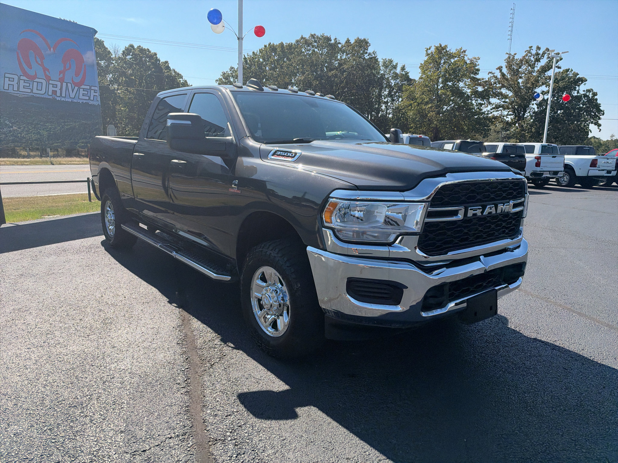 Used 2024 RAM 3500 Tradesman w/ Chrome Appearance Group AWD/4WD image 3