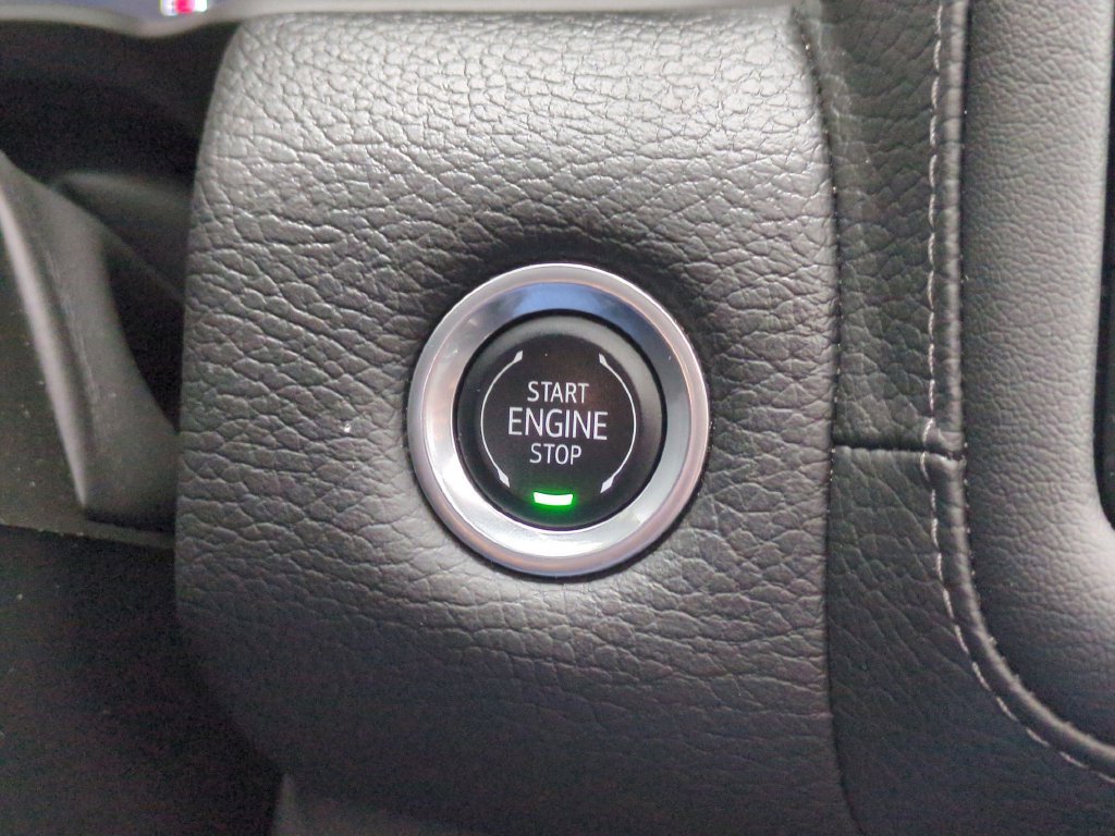 Certified 2024 GMC Yukon XL Denali AWD/4WD image 28
