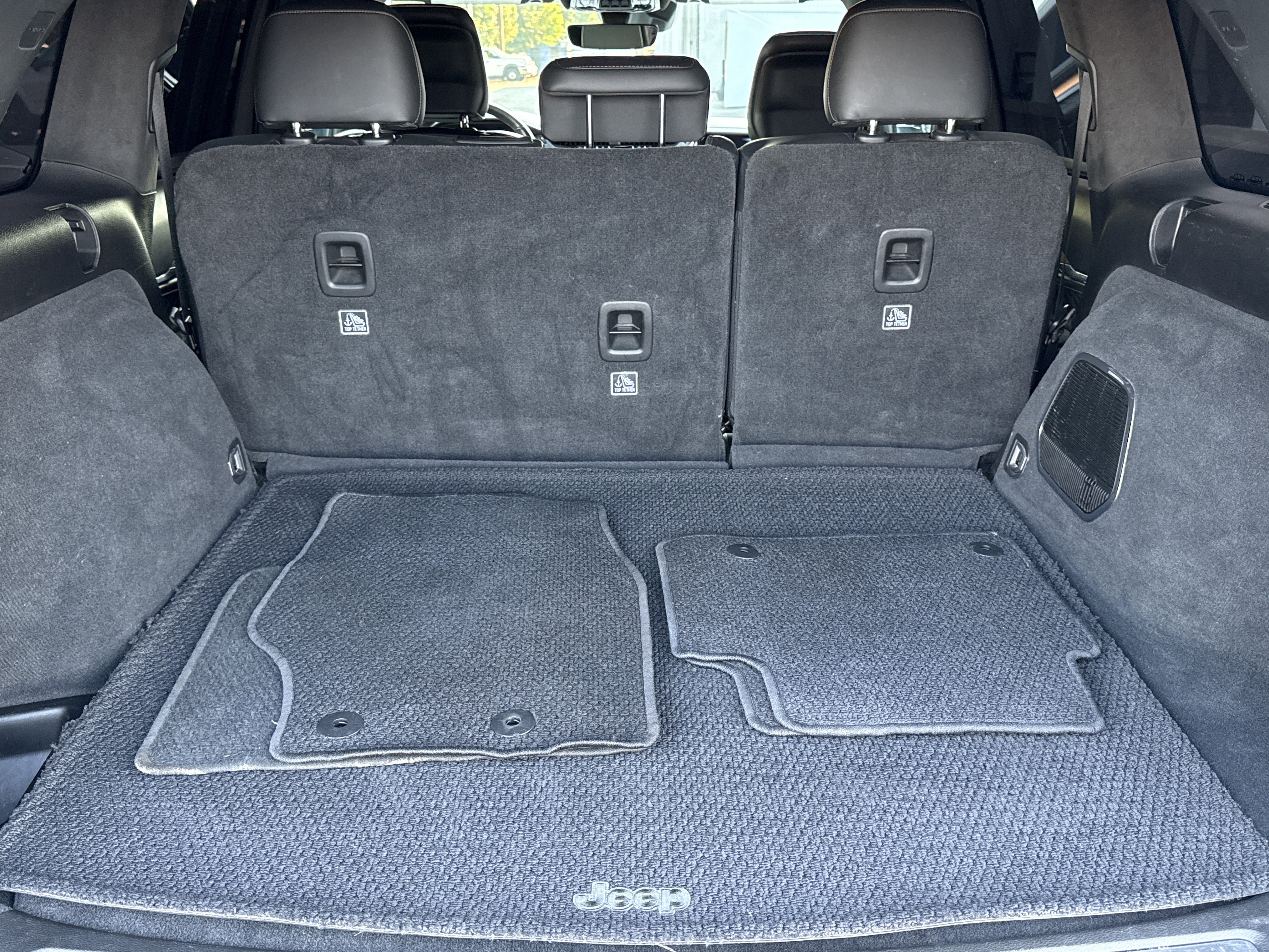 Used 2022 Jeep Grand Cherokee Summit image 21