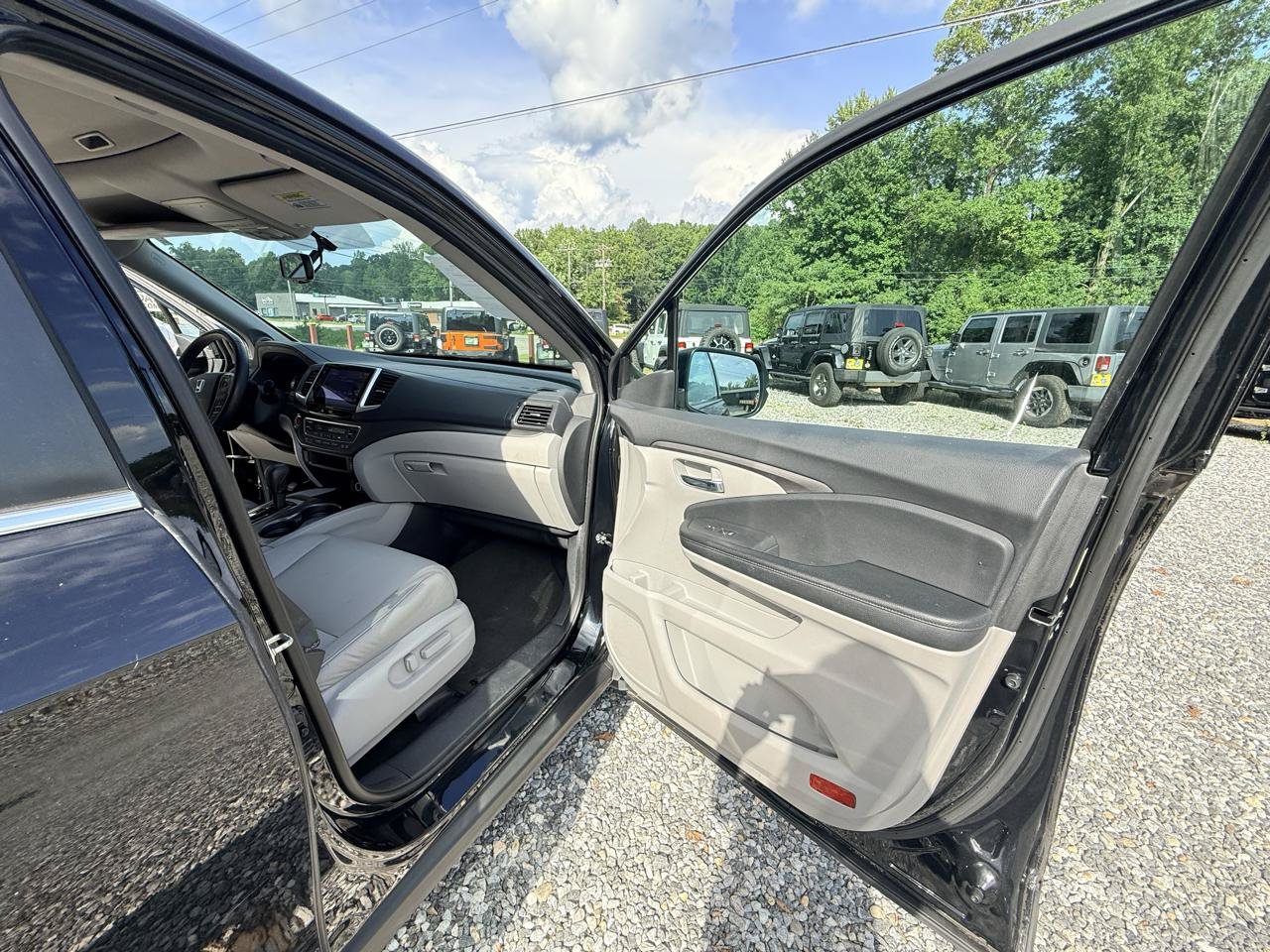 Used 2016 Honda Pilot EX-L image 17
