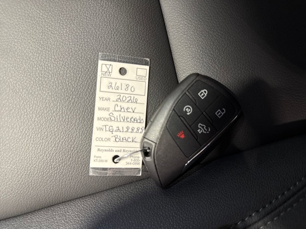 Used 2026 Chevrolet Silverado 1500 LT w/ Leather Package image 35