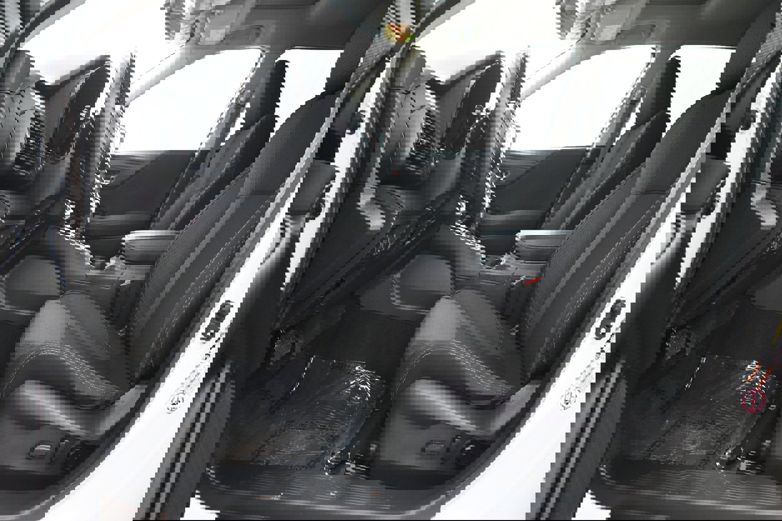 Used 2020 Subaru Outback Premium image 4