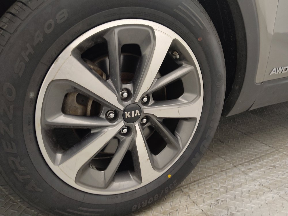 Used 2019 Kia Sorento EX AWD/4WD image 31