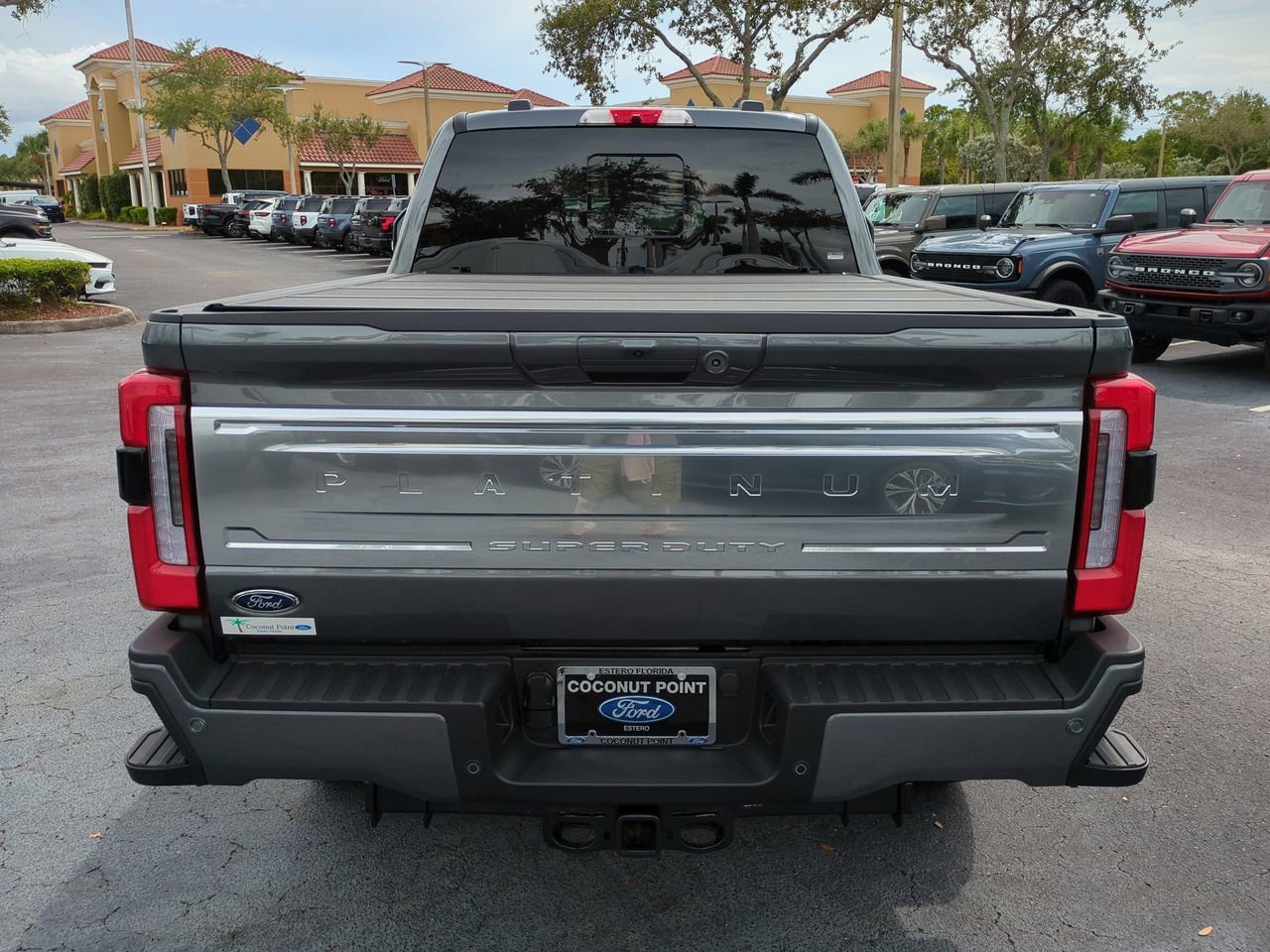 New 2026 Ford F250 Platinum w/ Platinum Plus Package image 5