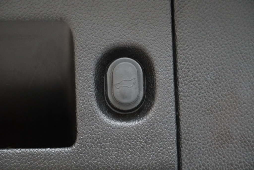 Used 2020 Chevrolet Tahoe LT AWD/4WD image 11