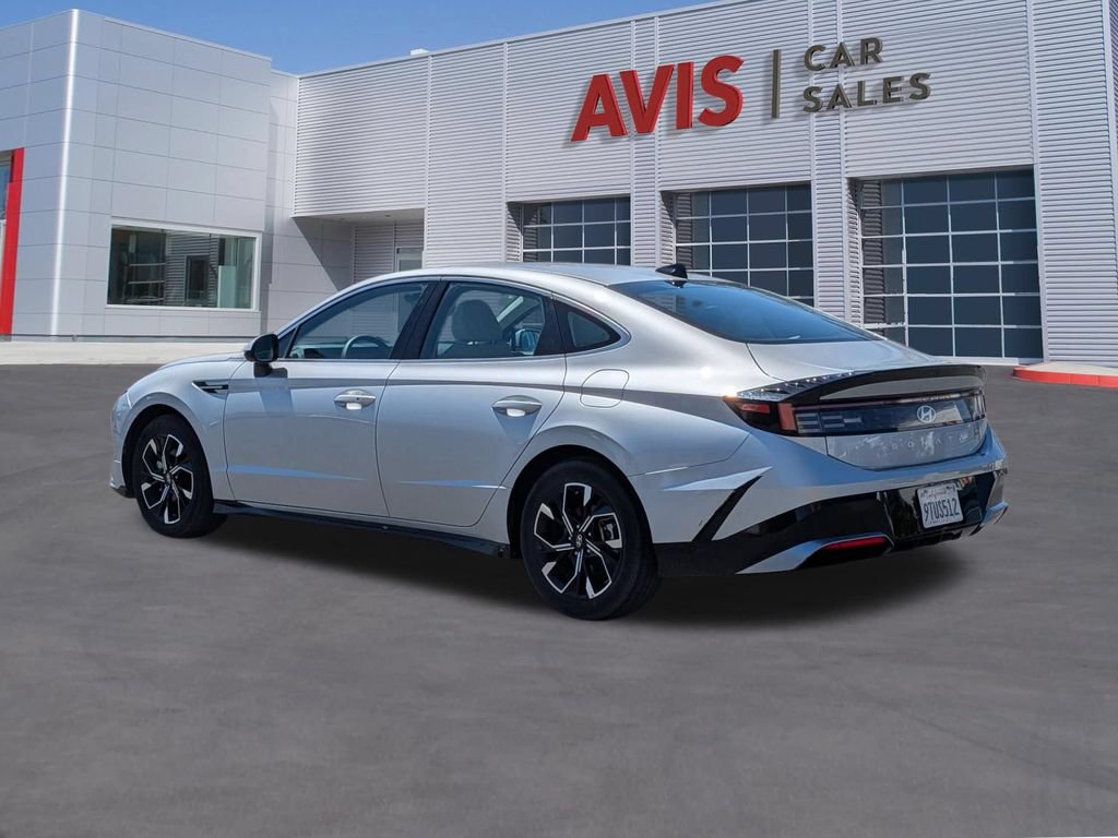 Used 2025 Hyundai Sonata SEL FWD image 9