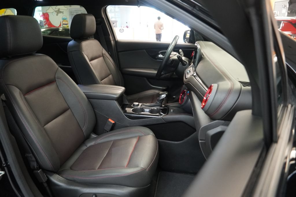 Used 2023 Chevrolet Blazer RS w/ Enhanced Convenience Package AWD/4WD image 37