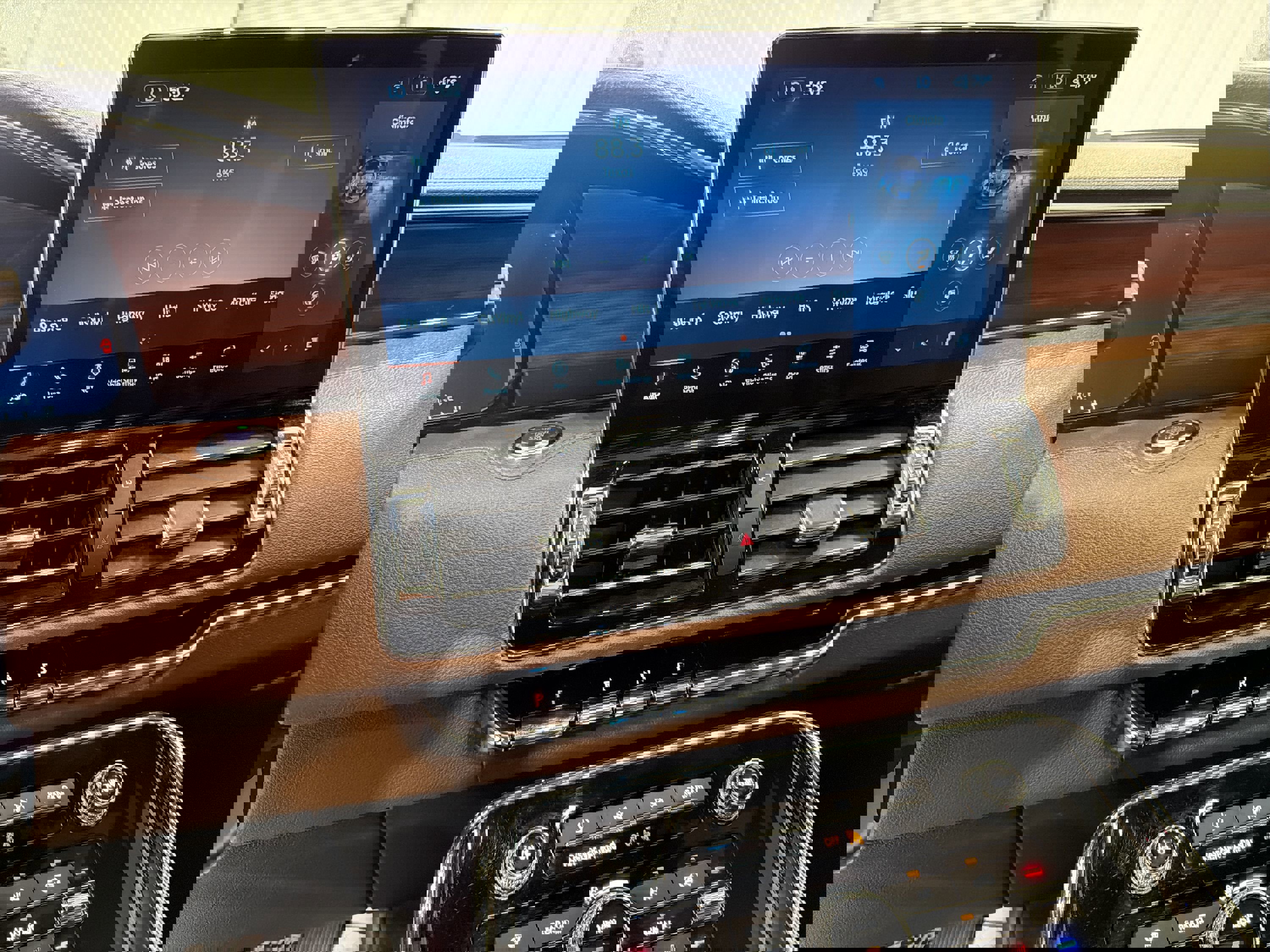 Used 2023 Lincoln Navigator Reserve image 17