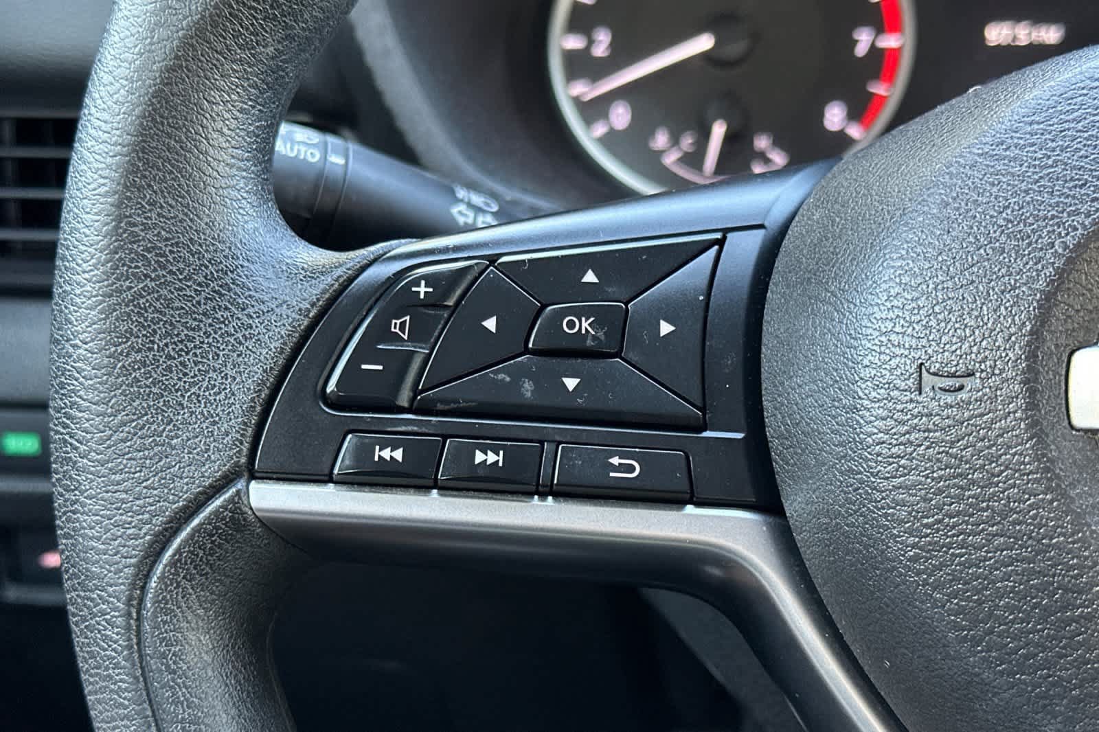 Used 2021 Nissan Sentra S FWD image 29
