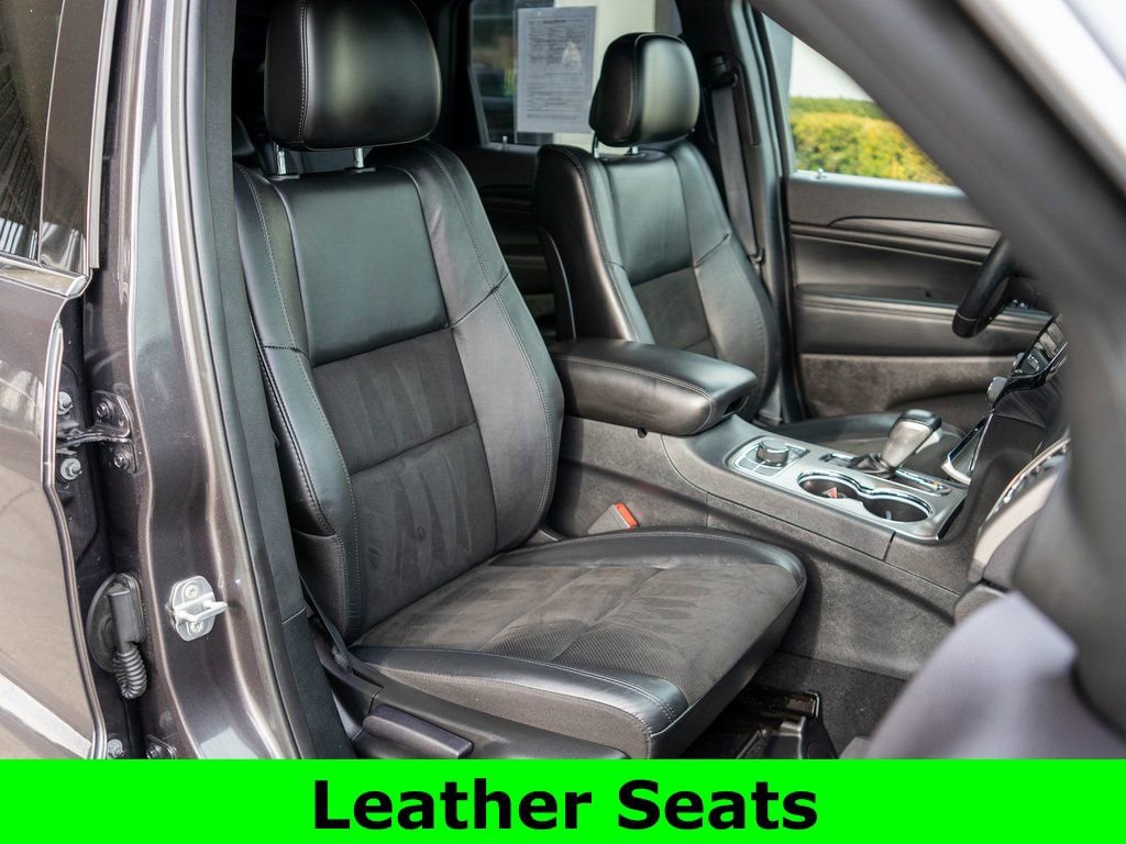 Used 2020 Jeep Grand Cherokee Laredo w/ Quick Order Package 2BN North image 9