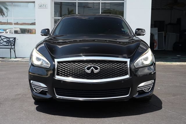 Used 2018 INFINITI Q70 L 3.7 AWD/4WD image 21