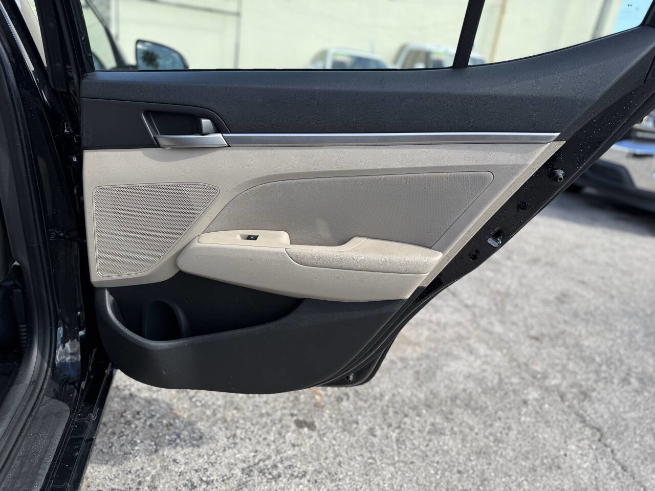 Used 2019 Hyundai Elantra SEL image 24