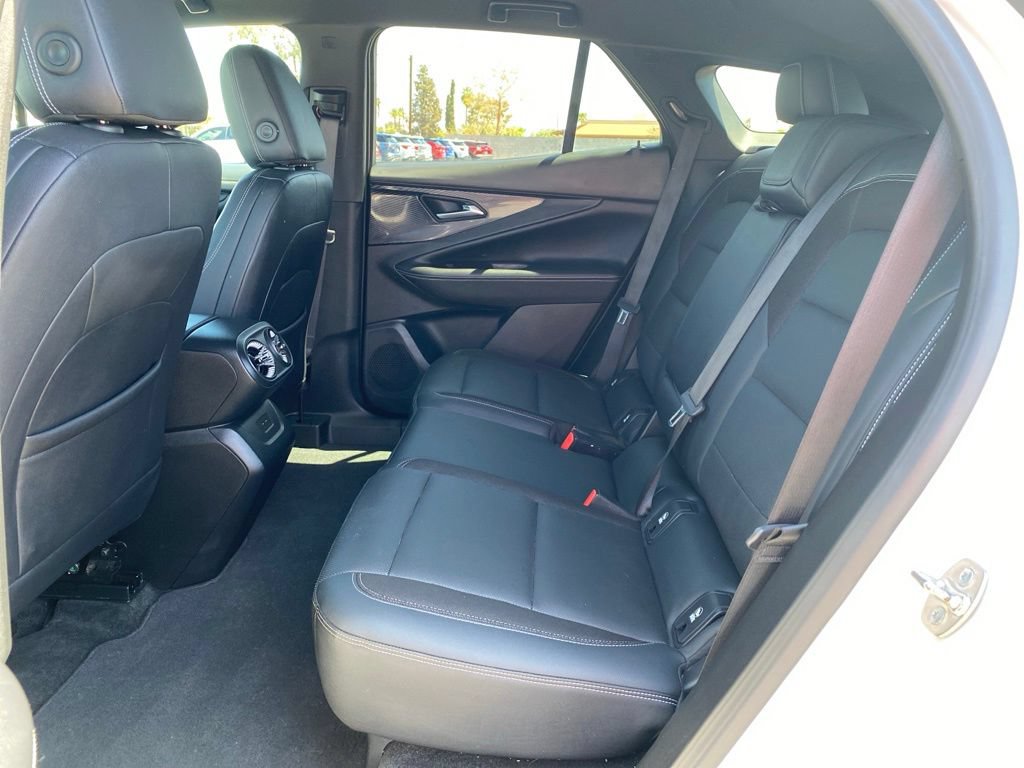 Used 2024 Chevrolet Blazer EV LT AWD/4WD image 29